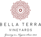 Logo van Bella Terra Vineyards – gerenommeerd Canadees wijnhuis bekend om hoogwaardige Canadese wijn, icewine en dessertwijn.